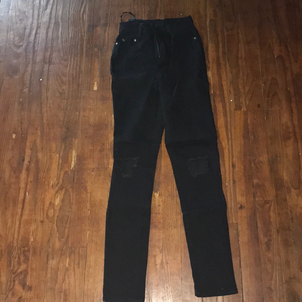 Women’s Size 5/6 Fashion Nova Jeans NEVER WORN